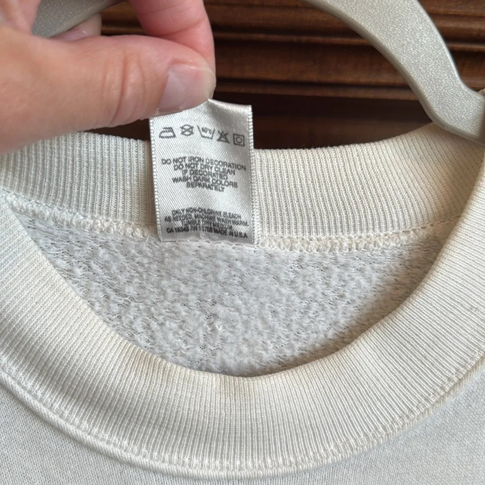 Vintage rare USA made white sweatshirt raised Santa 3D tufted rug graphic XL